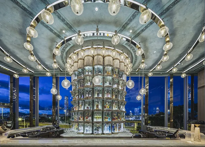 Four Seasons Hotel Hongkong